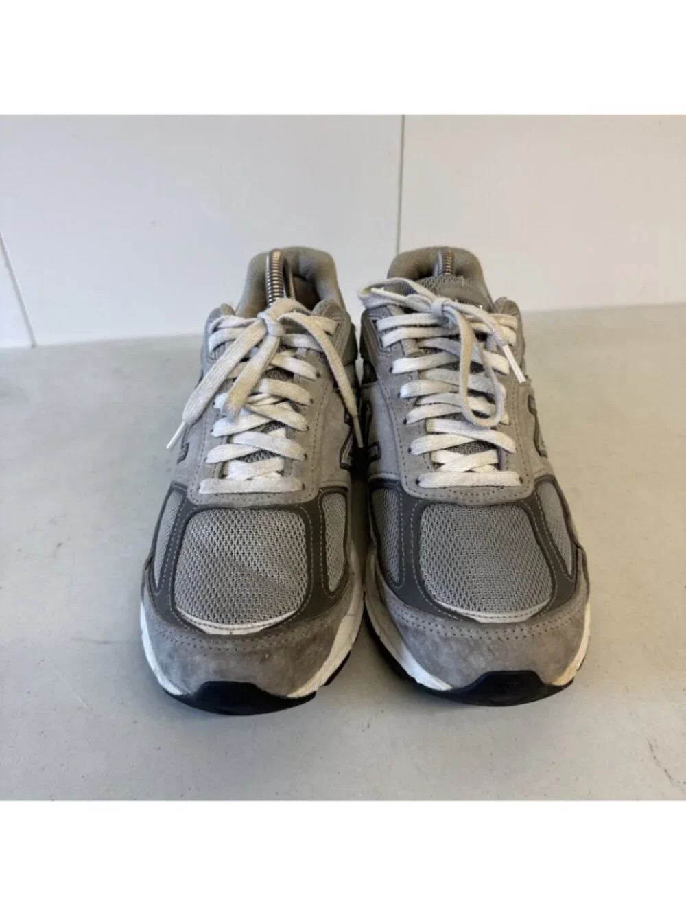 New‎ Balance 990v5 Men's Size 7 Grey Made in USA Suede Shoes Sneakers M990GL5